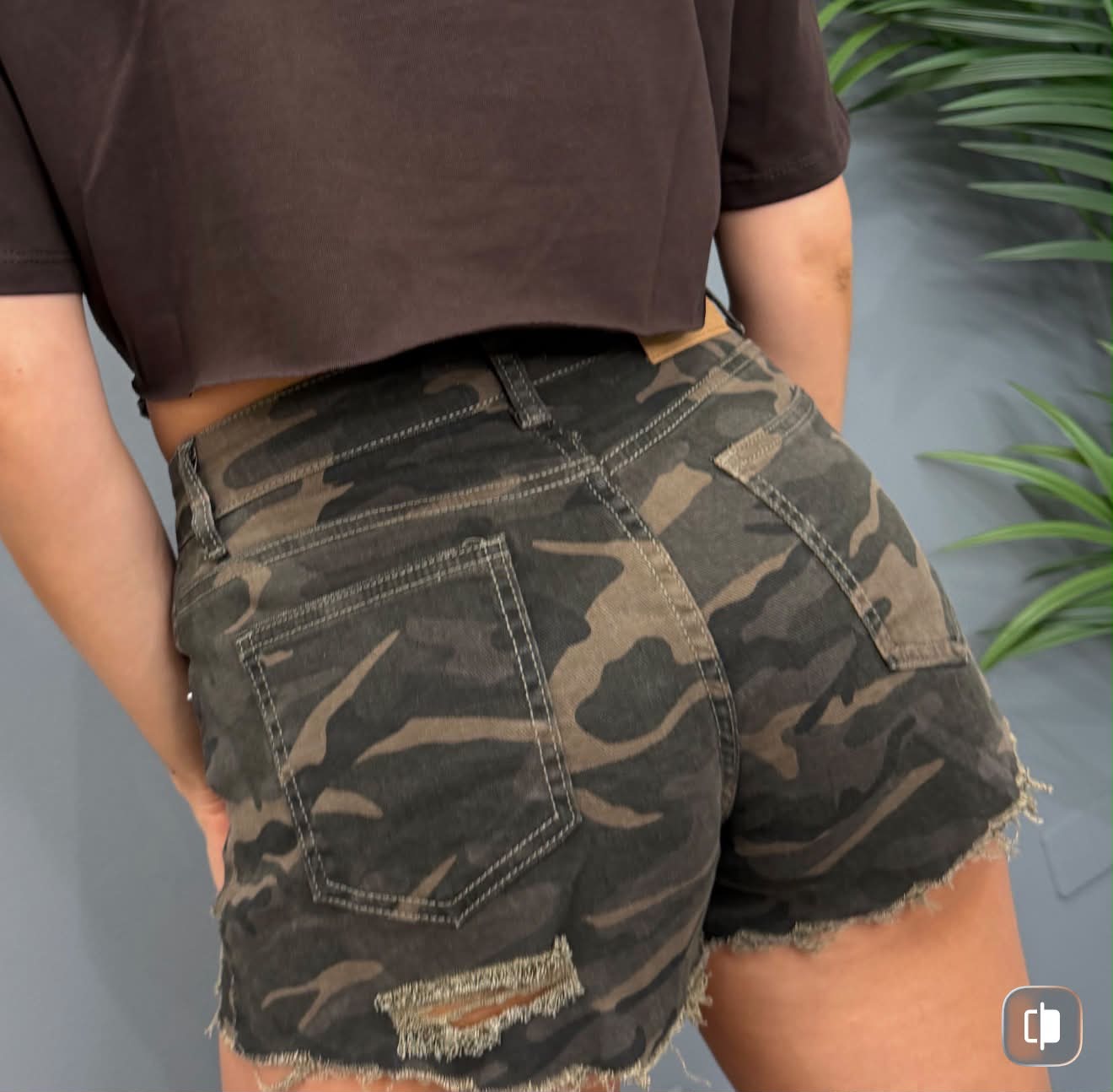 SHORT MILITARE