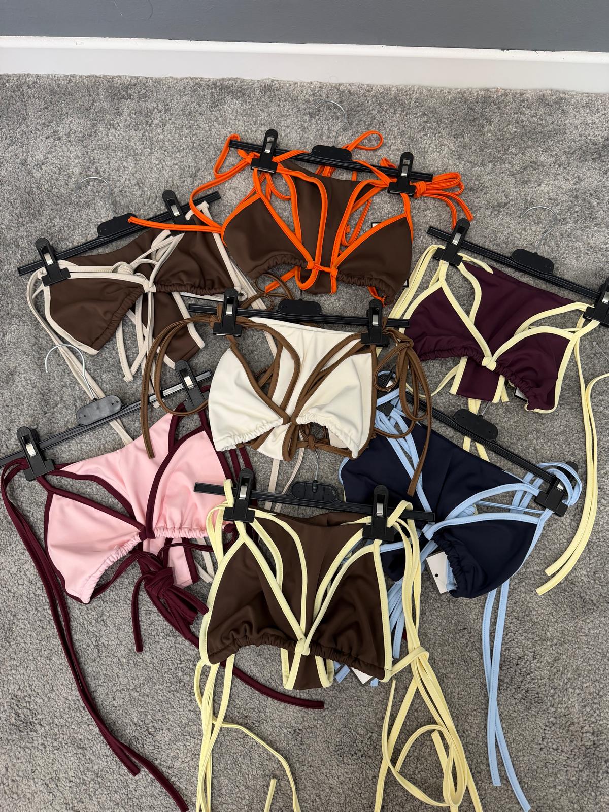 Bikini bicolor