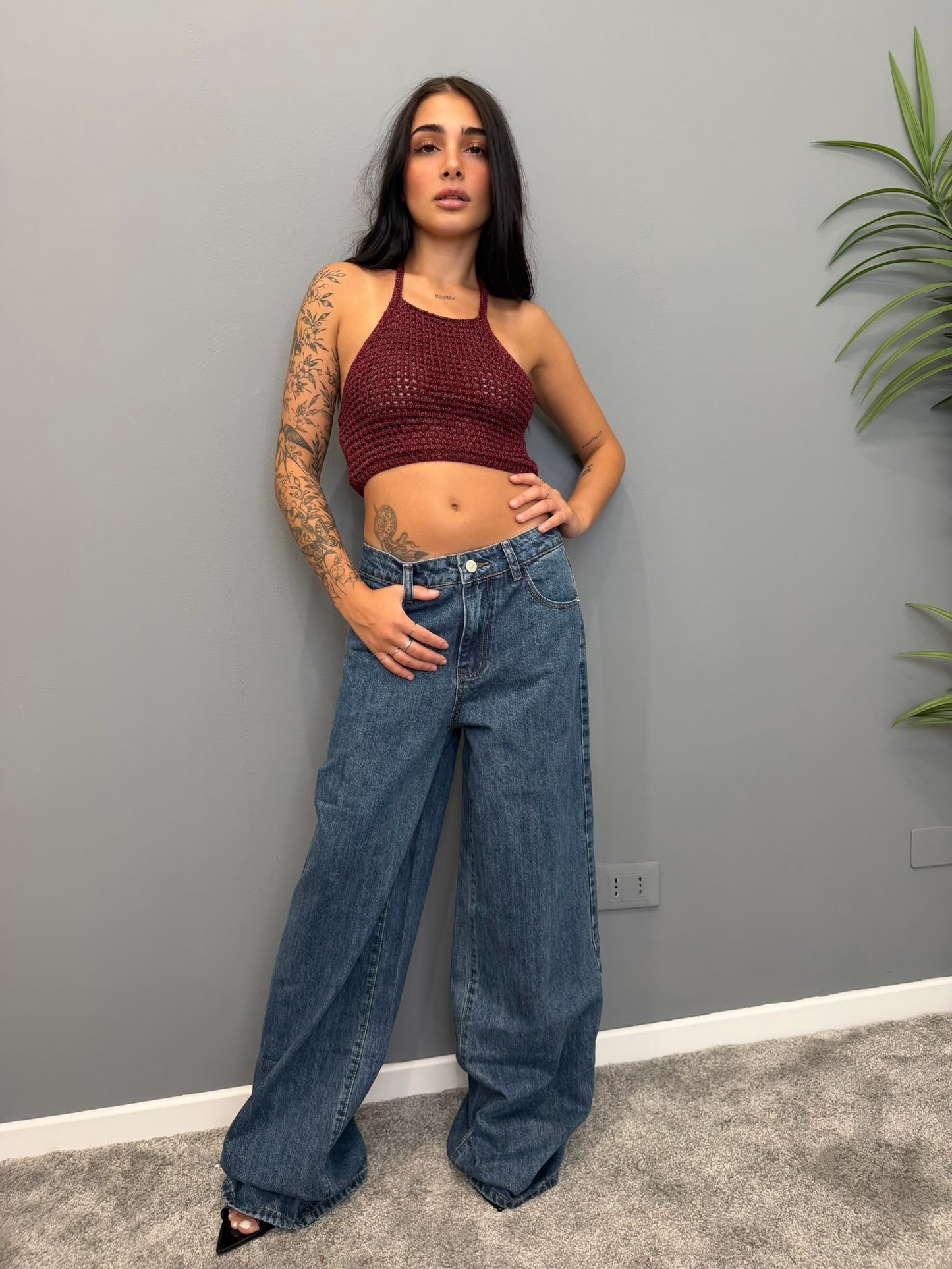 Jeans don’t touch