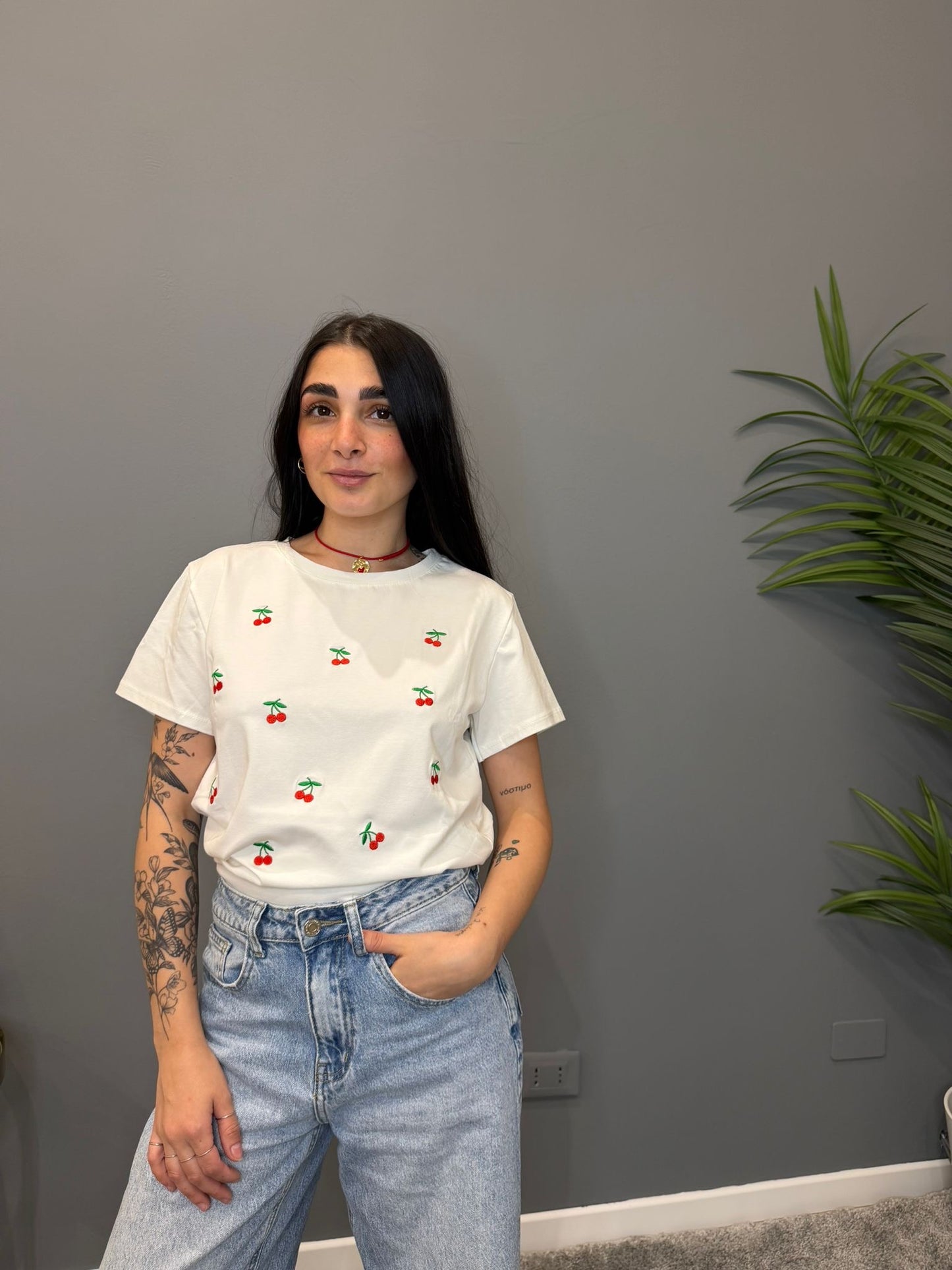 T-shirt cherry